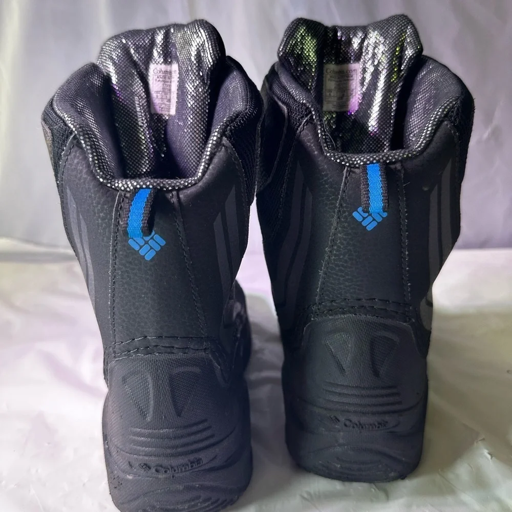 Columbia durable boots