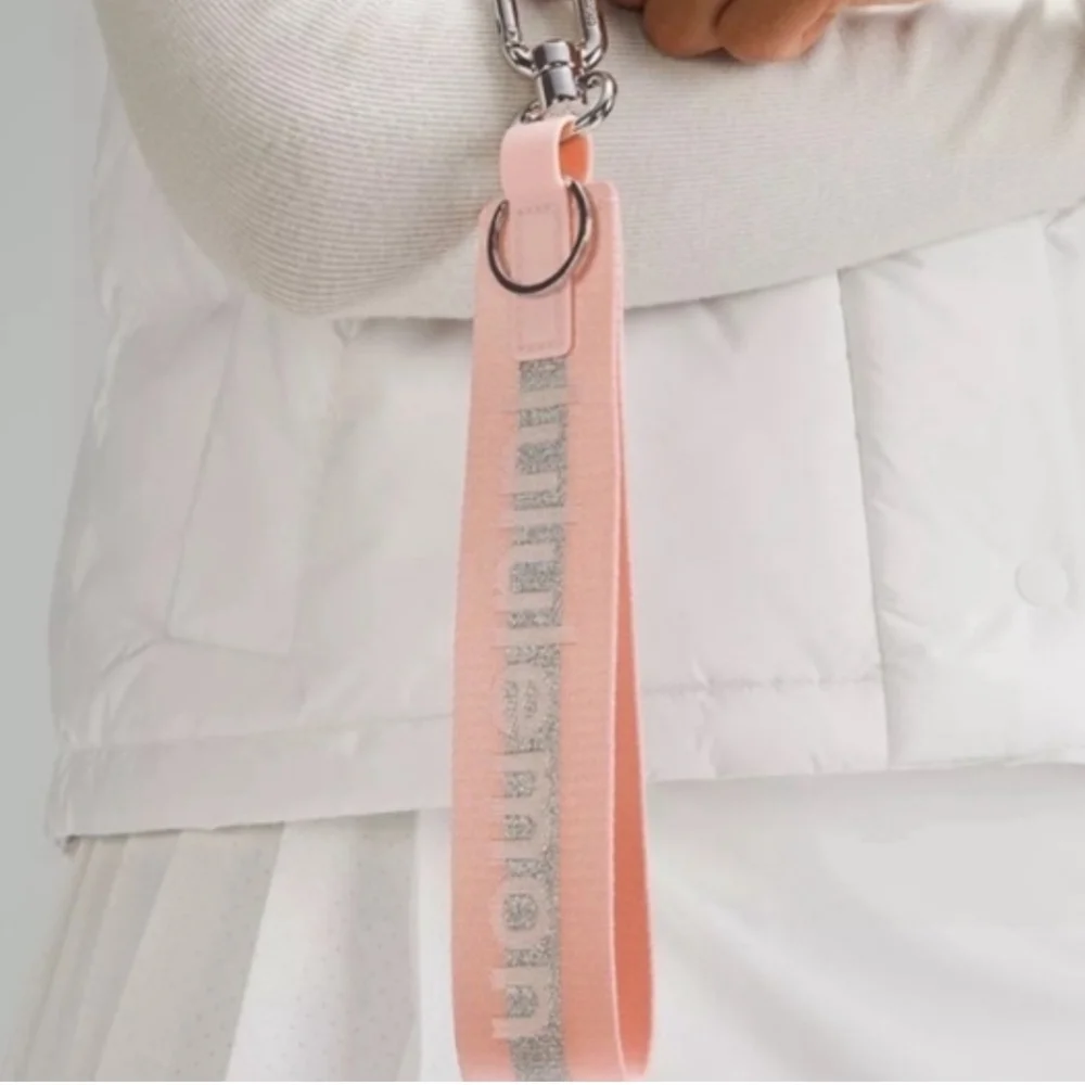 lululemon athletica good preowned