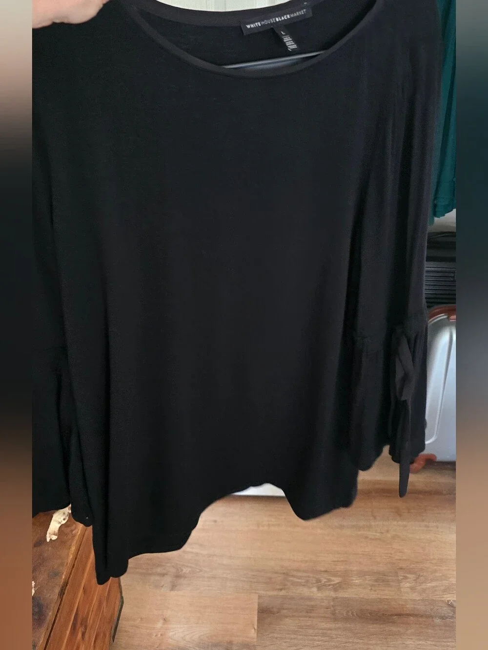 White House Black Market Women's Tie-Sleeve Scoop Neck Top