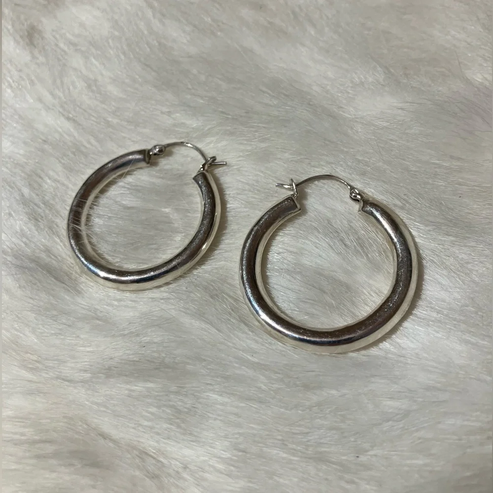 1 inch Sterling Silver Hoop Earrings