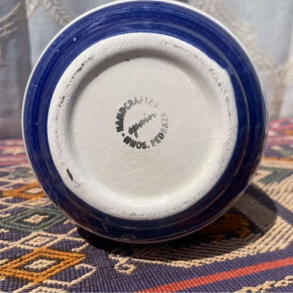 N/A ceramic pitcher