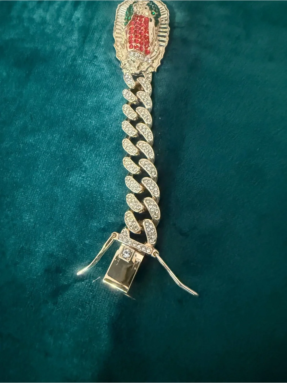 N/A elegant gold