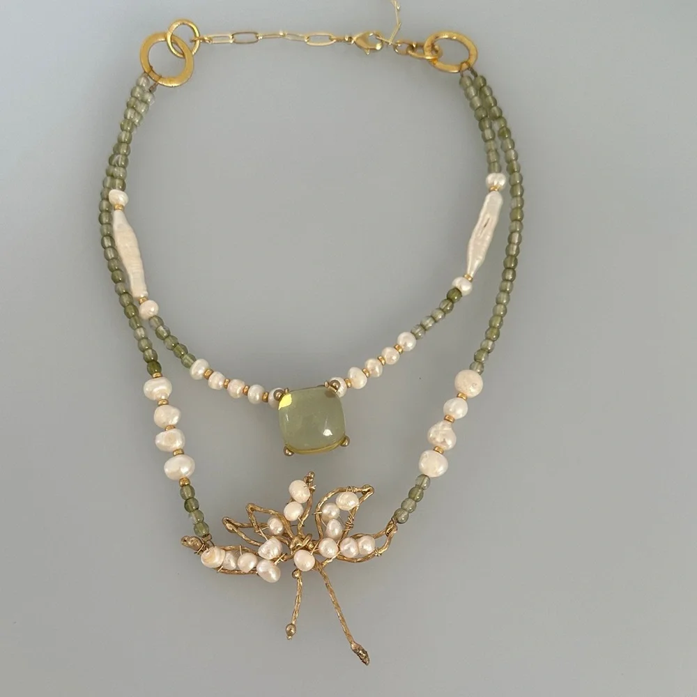 Vintage exquisite elegant combines