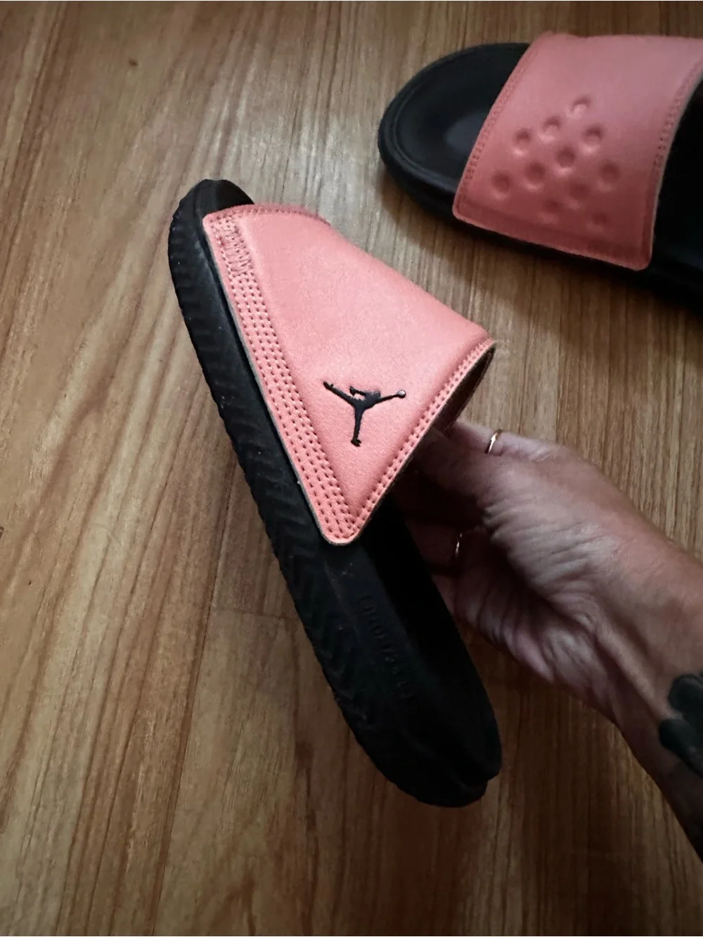 Jordan classic slides