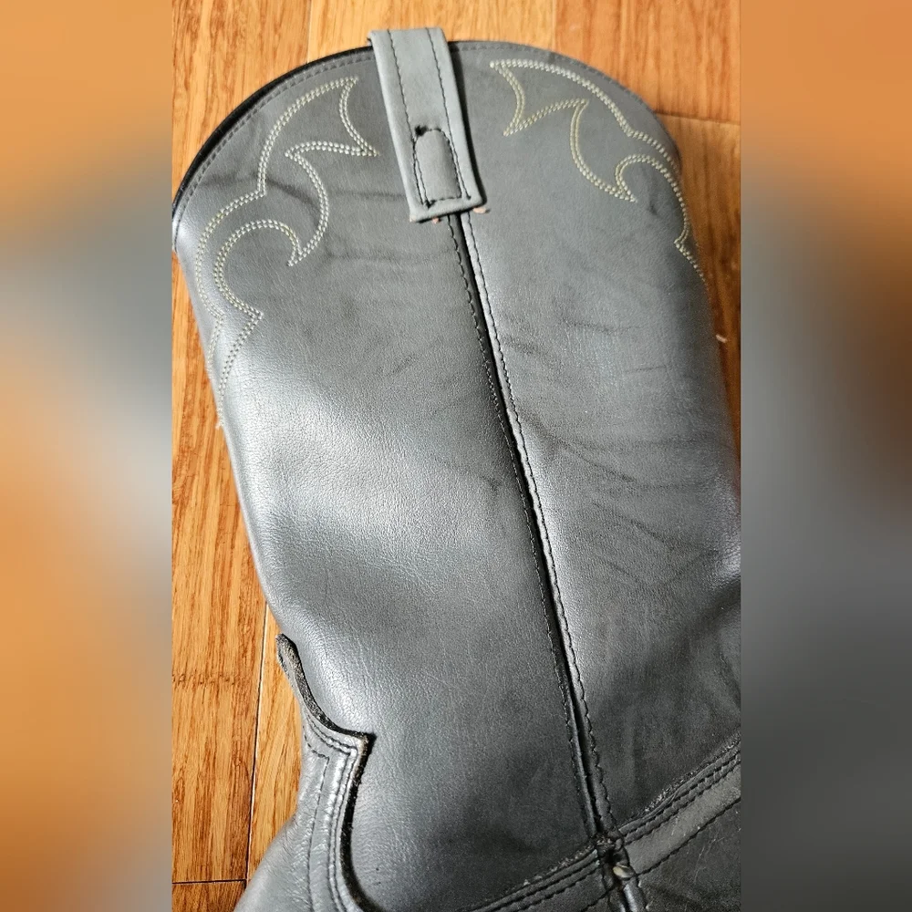 dingo stylish gray