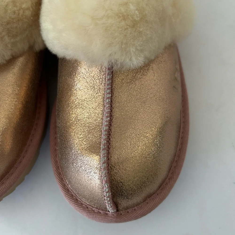 UGG beautiful rose