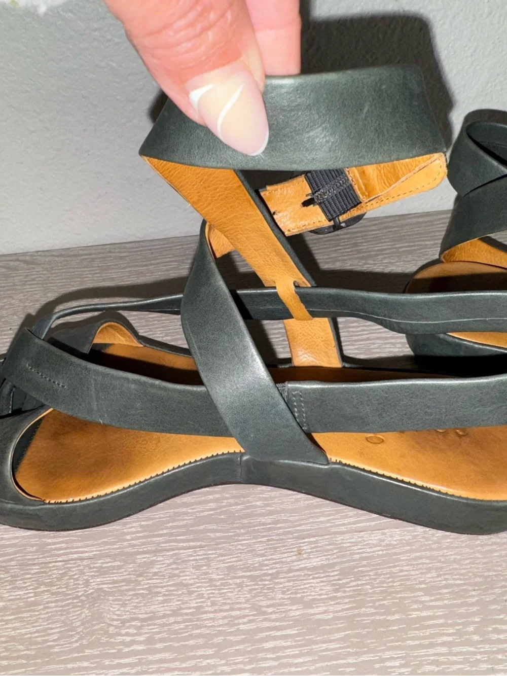 COCLICO black leather