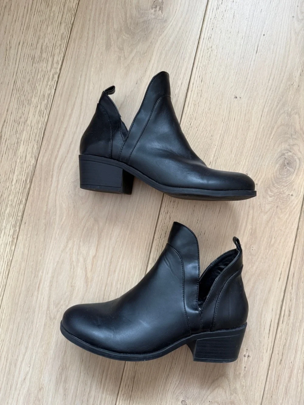 Wild Diva V cutout ankle booties