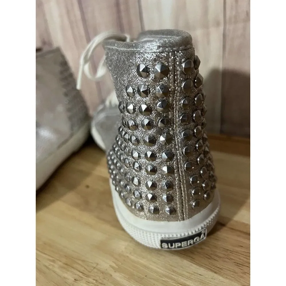 Superga out studded material
