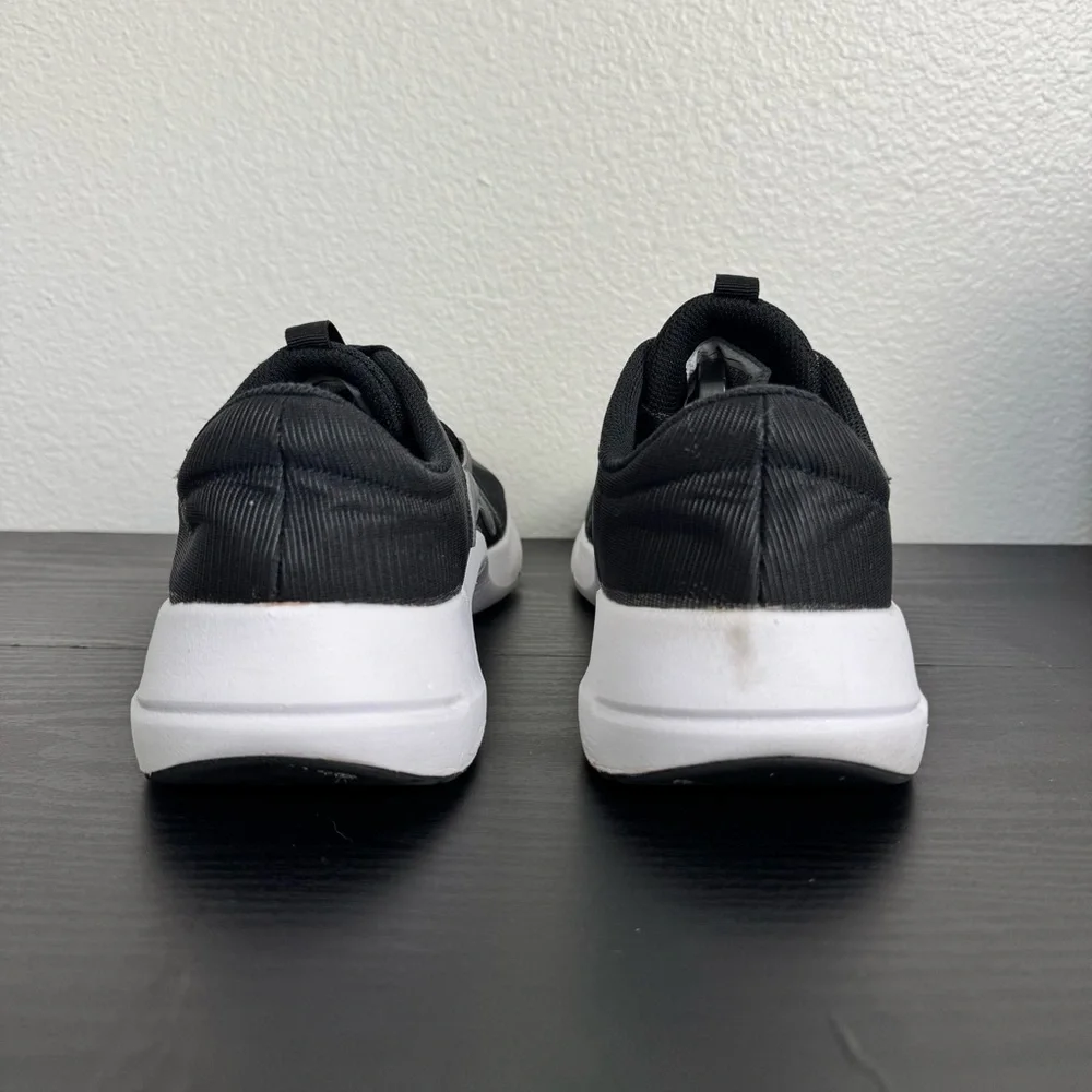Nike see training