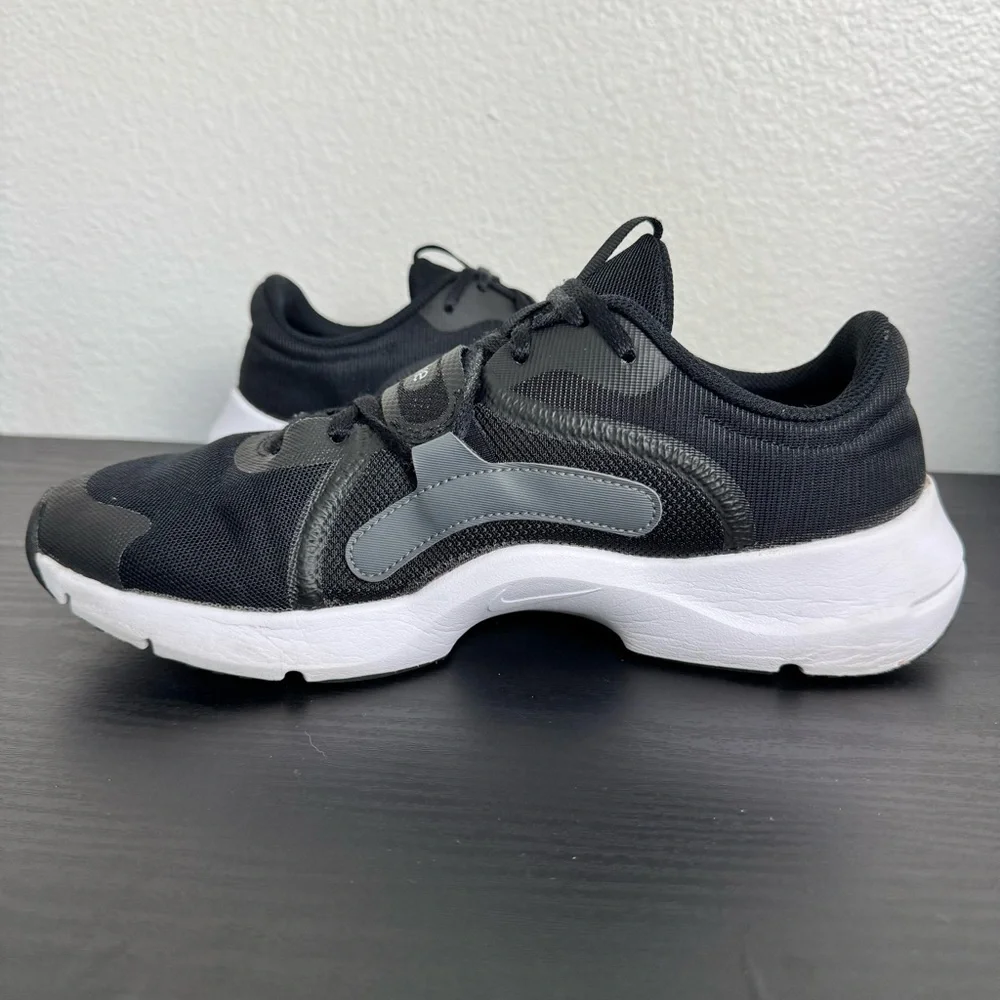 Nike excellent pictures see