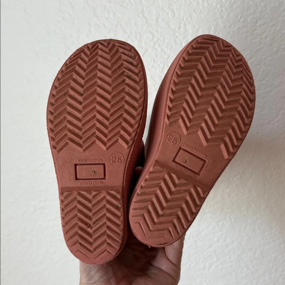 Zara lots us