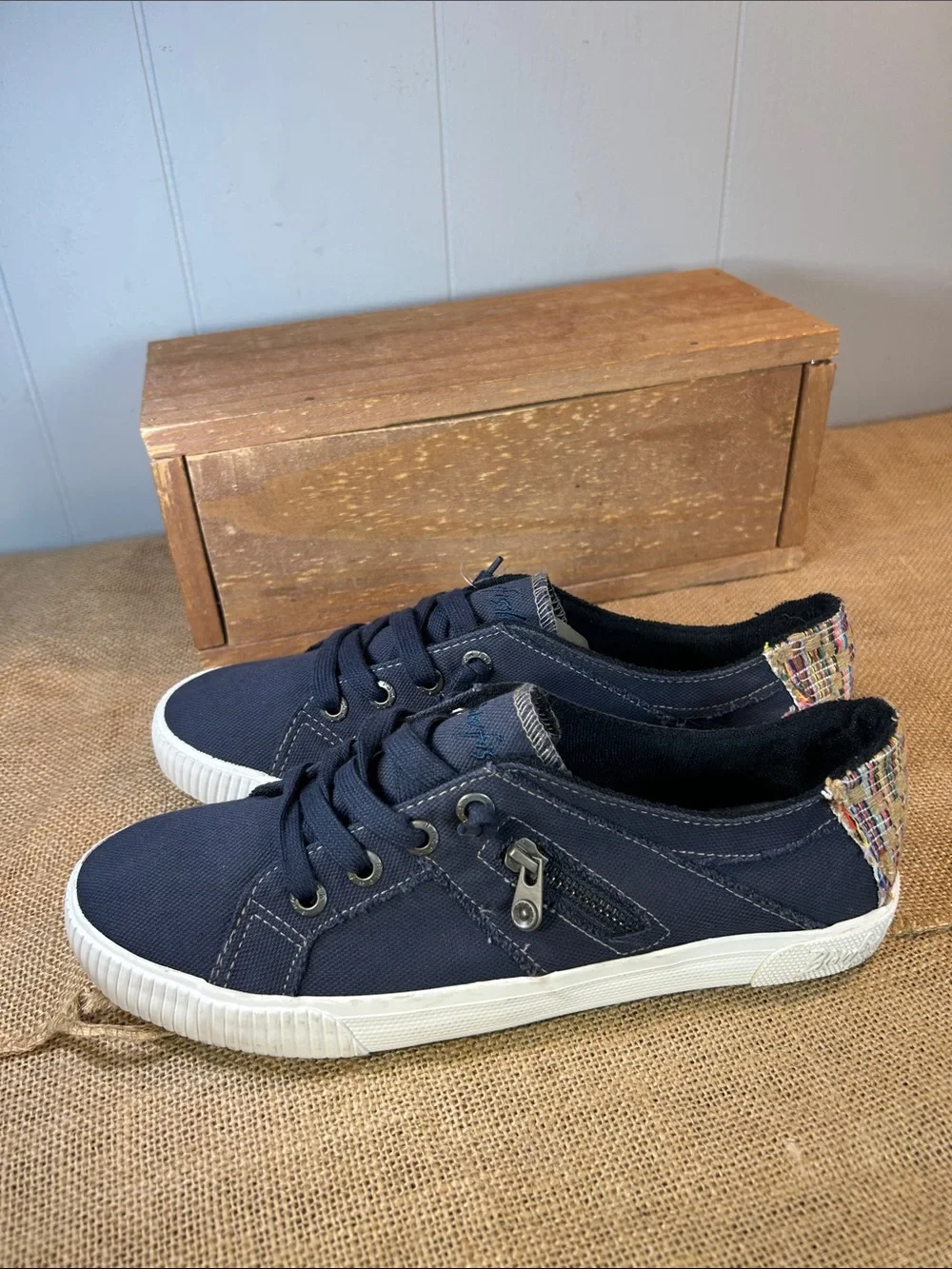 Blowfish nwt casual