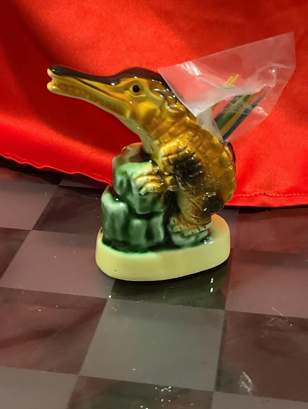 Vintage habitat decor