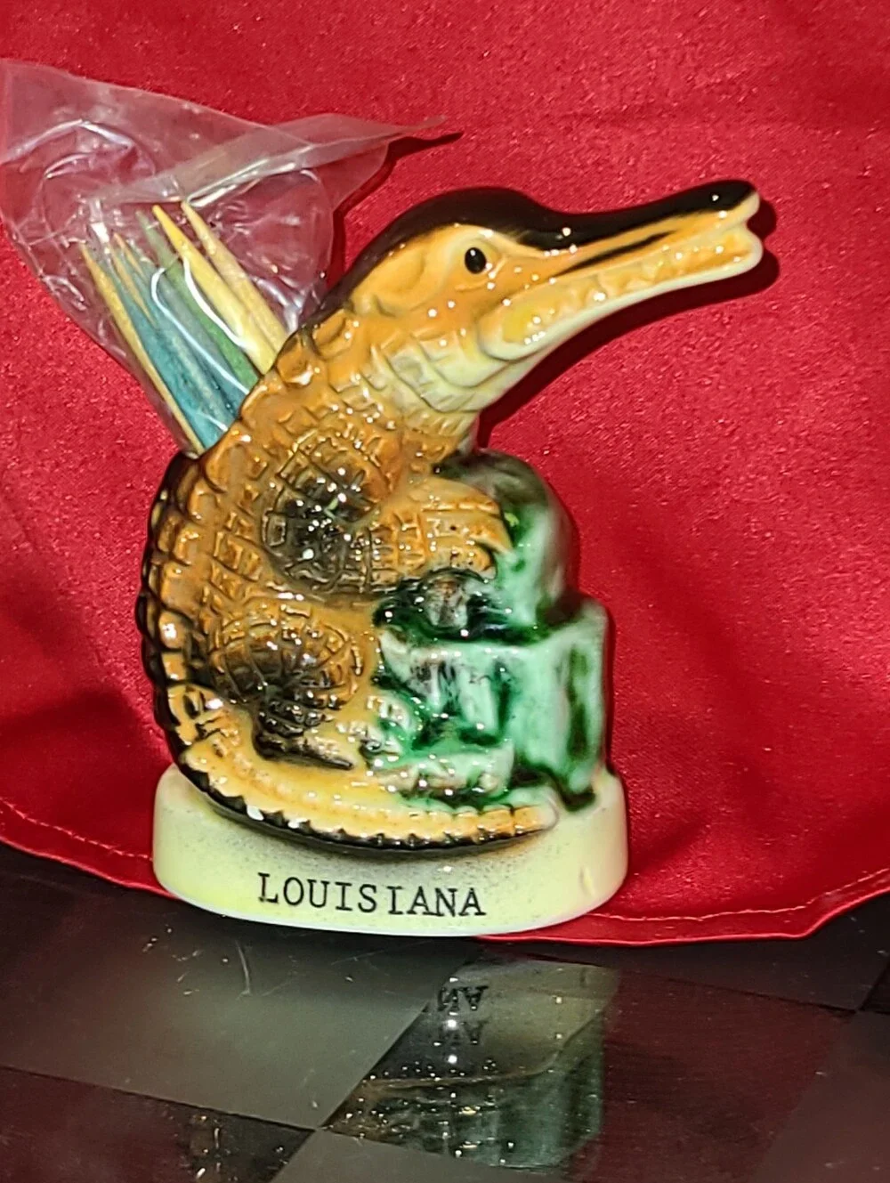 Vintage habitat decor
