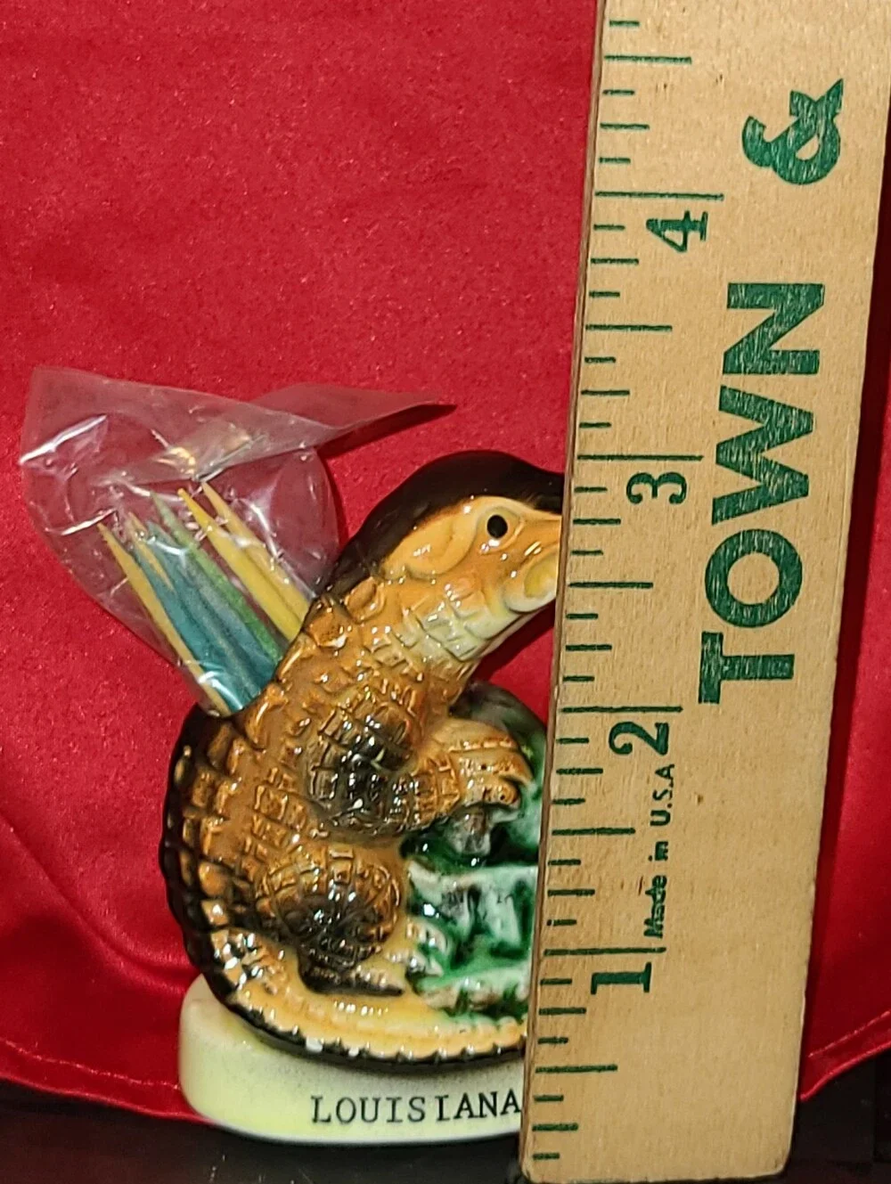Vintage habitat decor