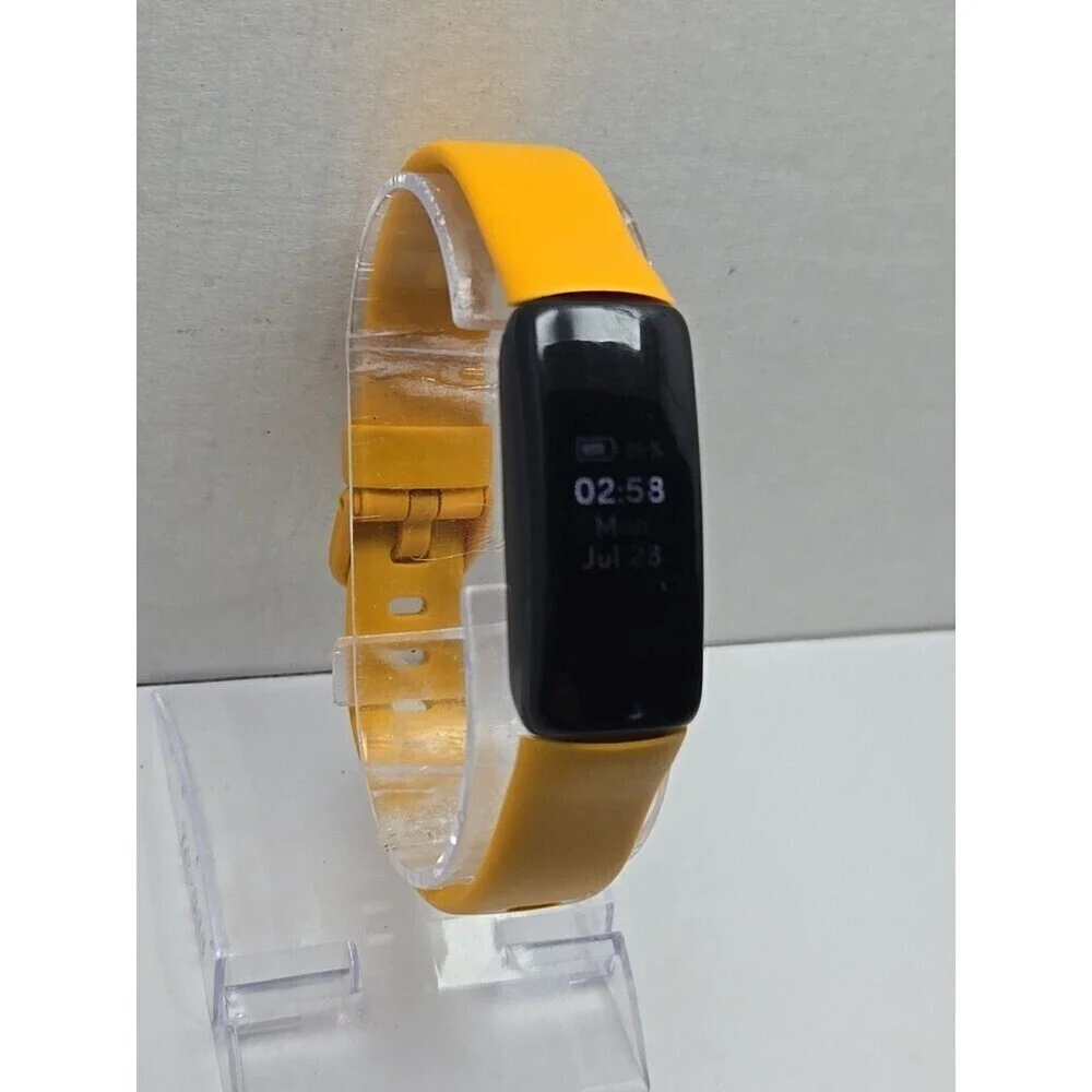 fitbit item shows