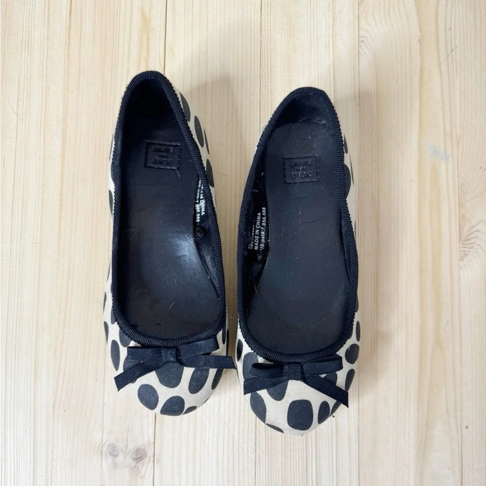 Janie and Jack Polka Dot Flats .Size 9. New. Dalmatian Print.