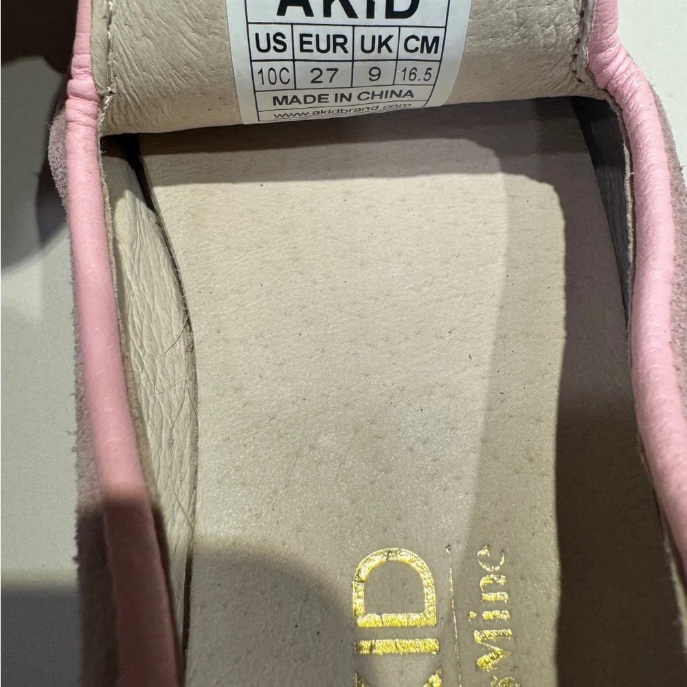 AKID Pink Suede Skeleton Loafers, Great Condition, Size 10. HTF Loafers Preppy