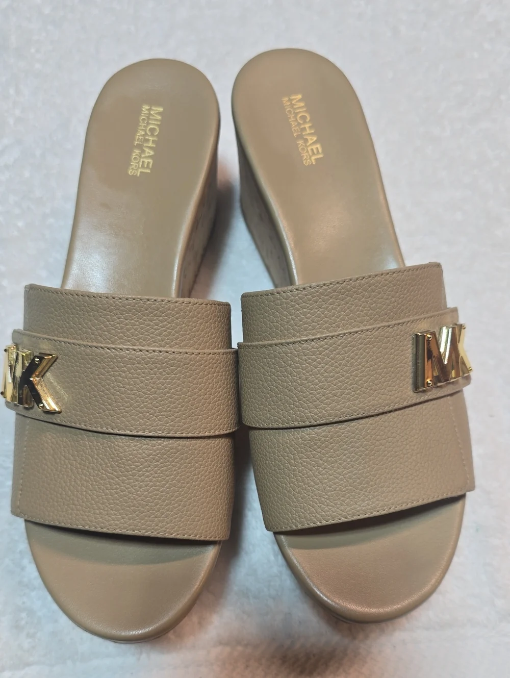NWOT MICHAEL Michael Kors Jilly Cork Platform Slides