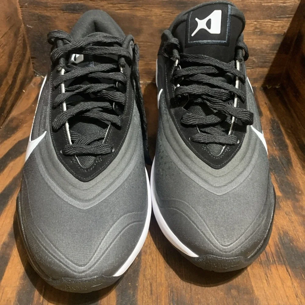 Nike ja wilson