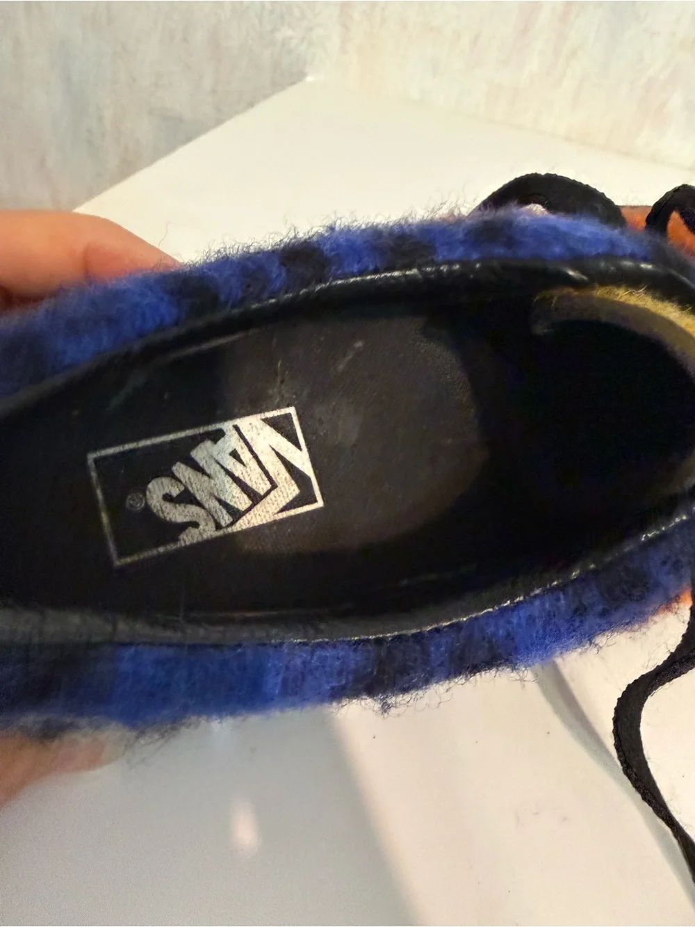Vans low top
