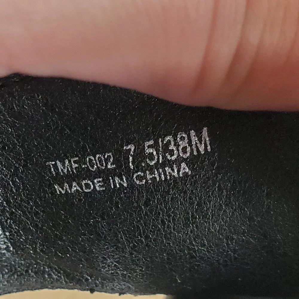 Chinese Laundry new without