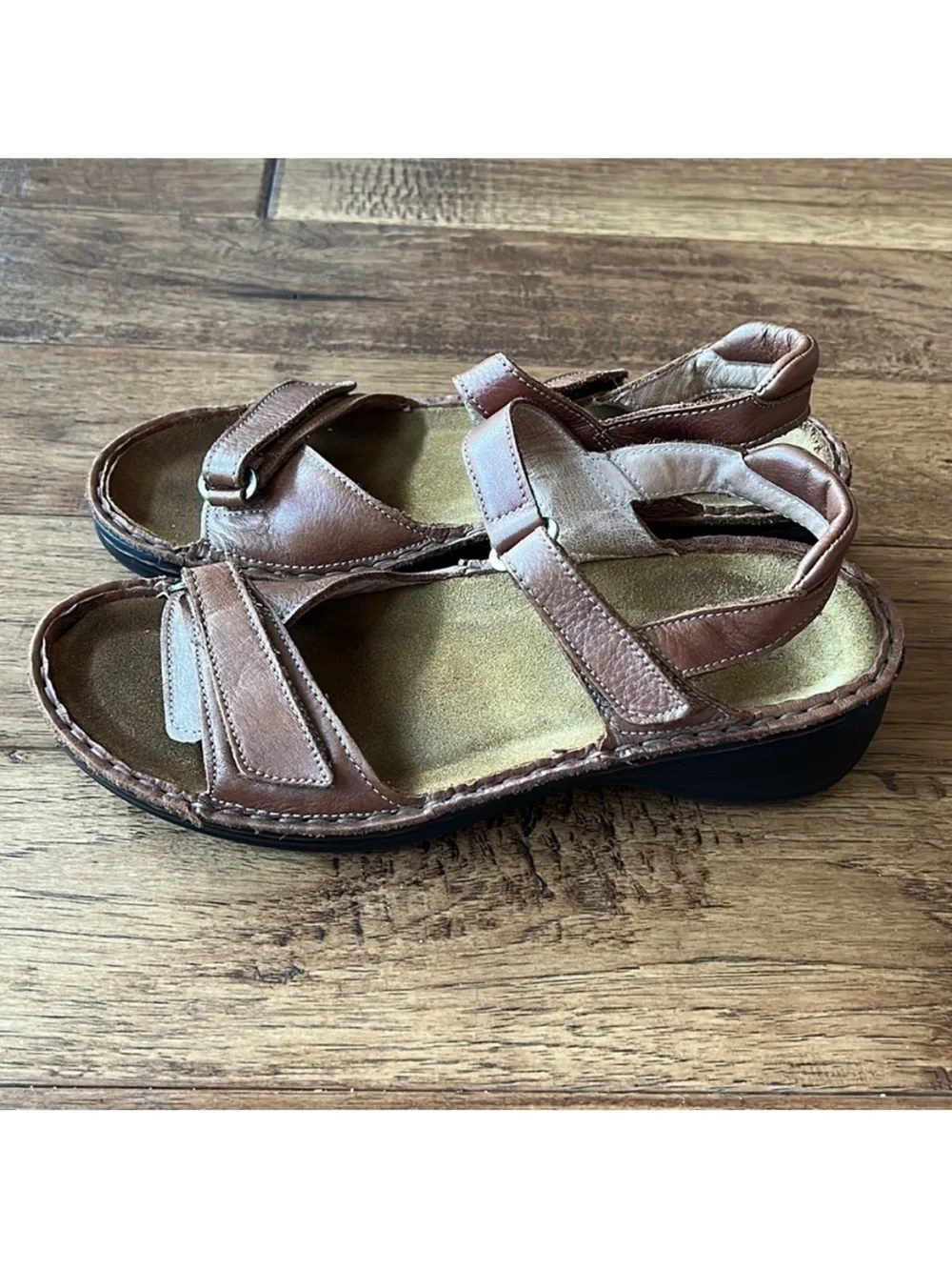 Naot brown leather
