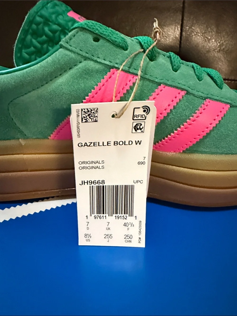 adidas women suede