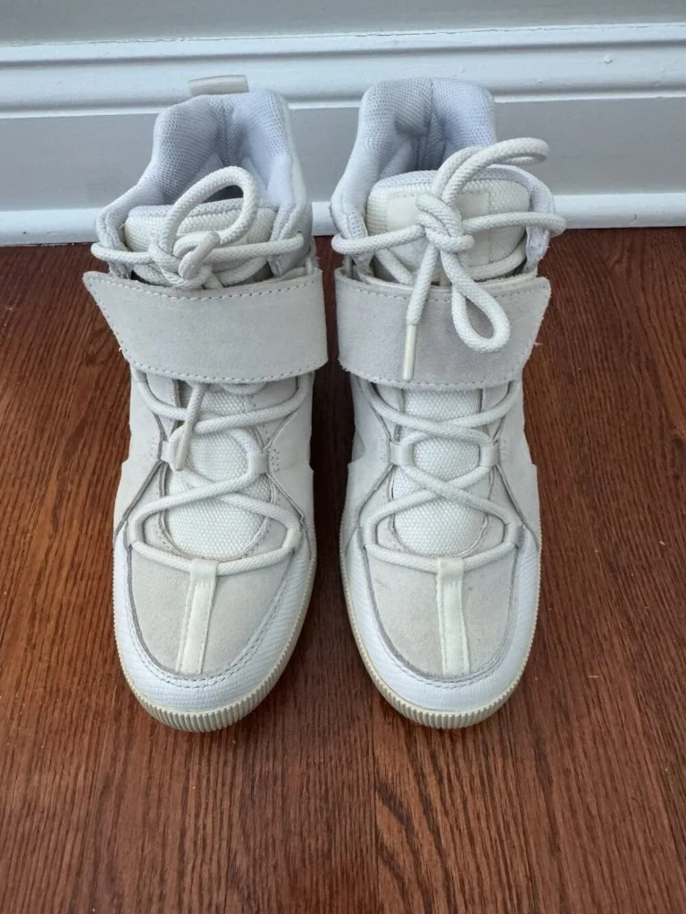 Sorel women out