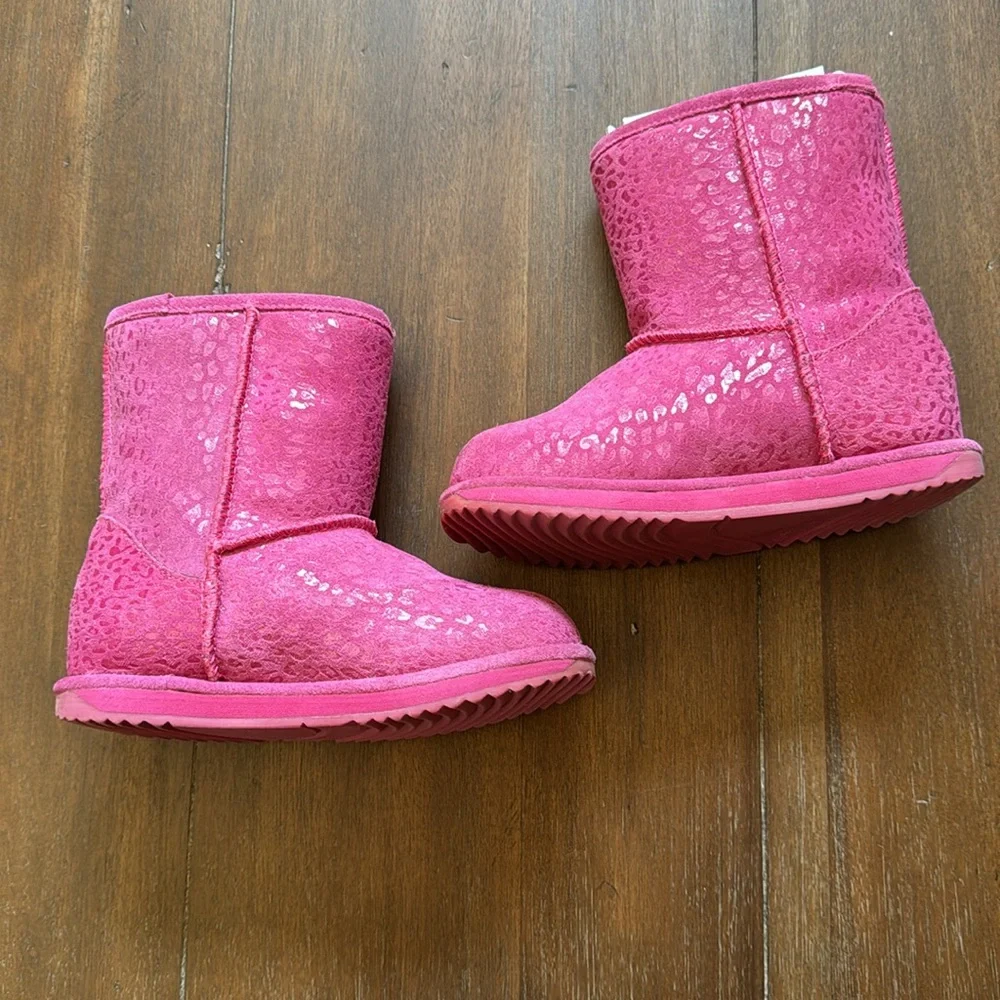 Emu from pet
