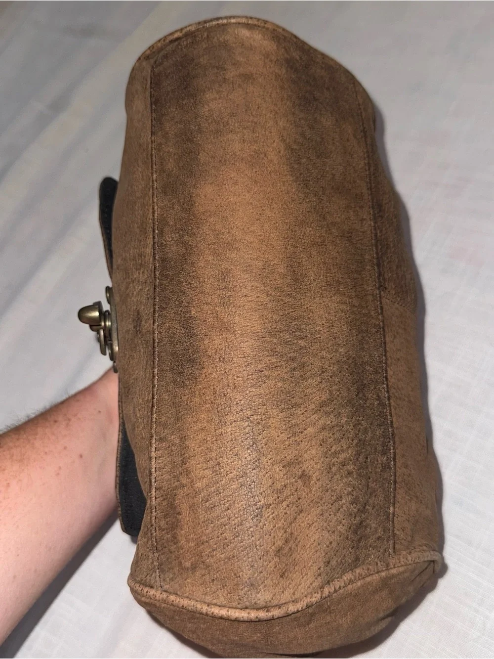 Y2K Vintage leather Adventure Bound handbag with strap