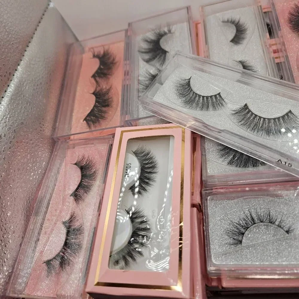 No Brand 70 lashes