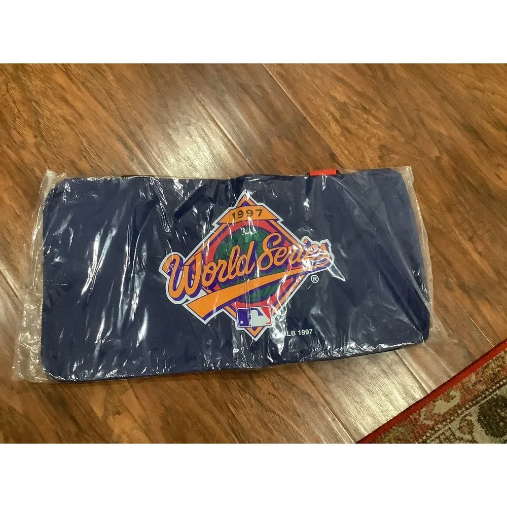 1997 MLB League Championship World Series Gym Duffel Bag 20