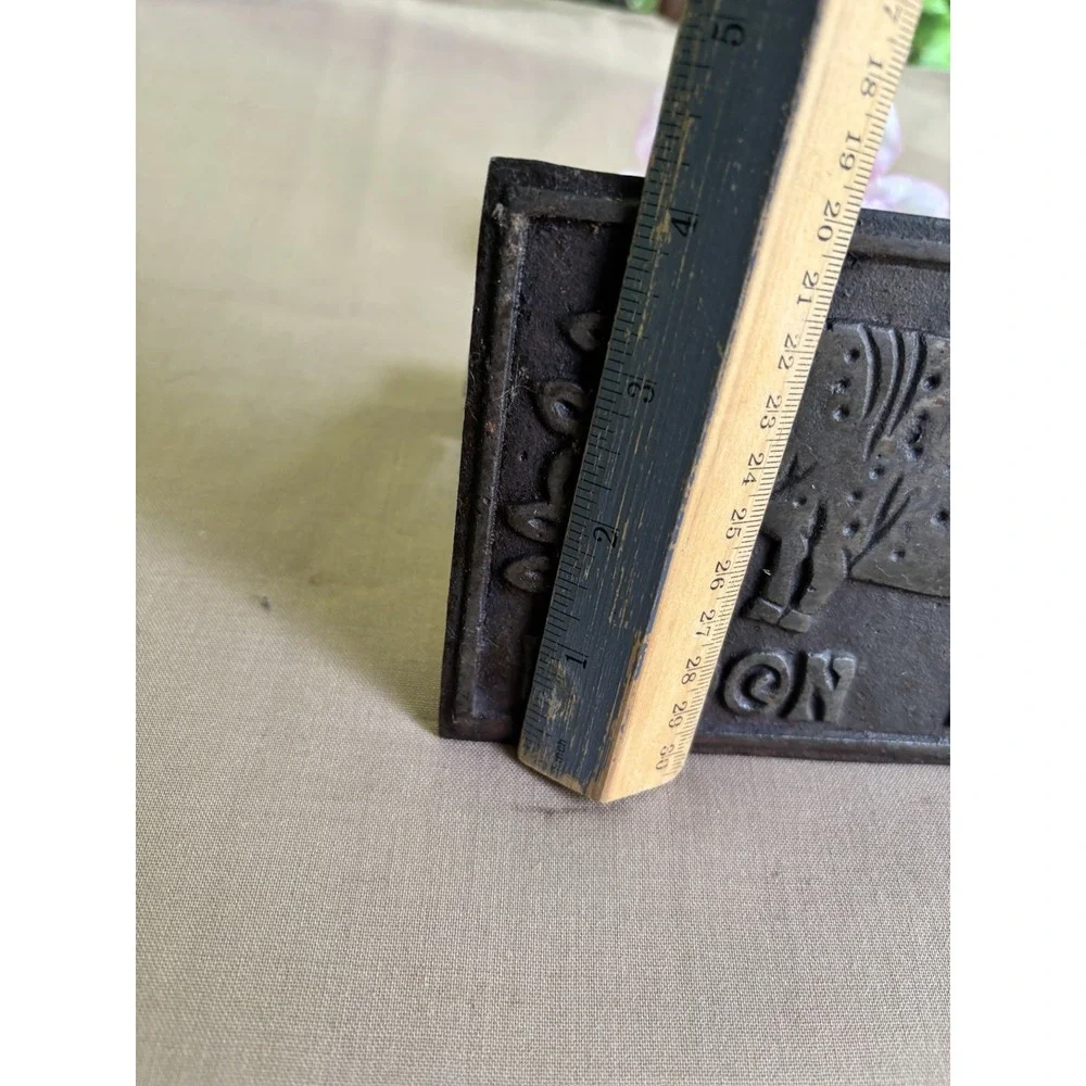 The Unbranded Brand cast iron