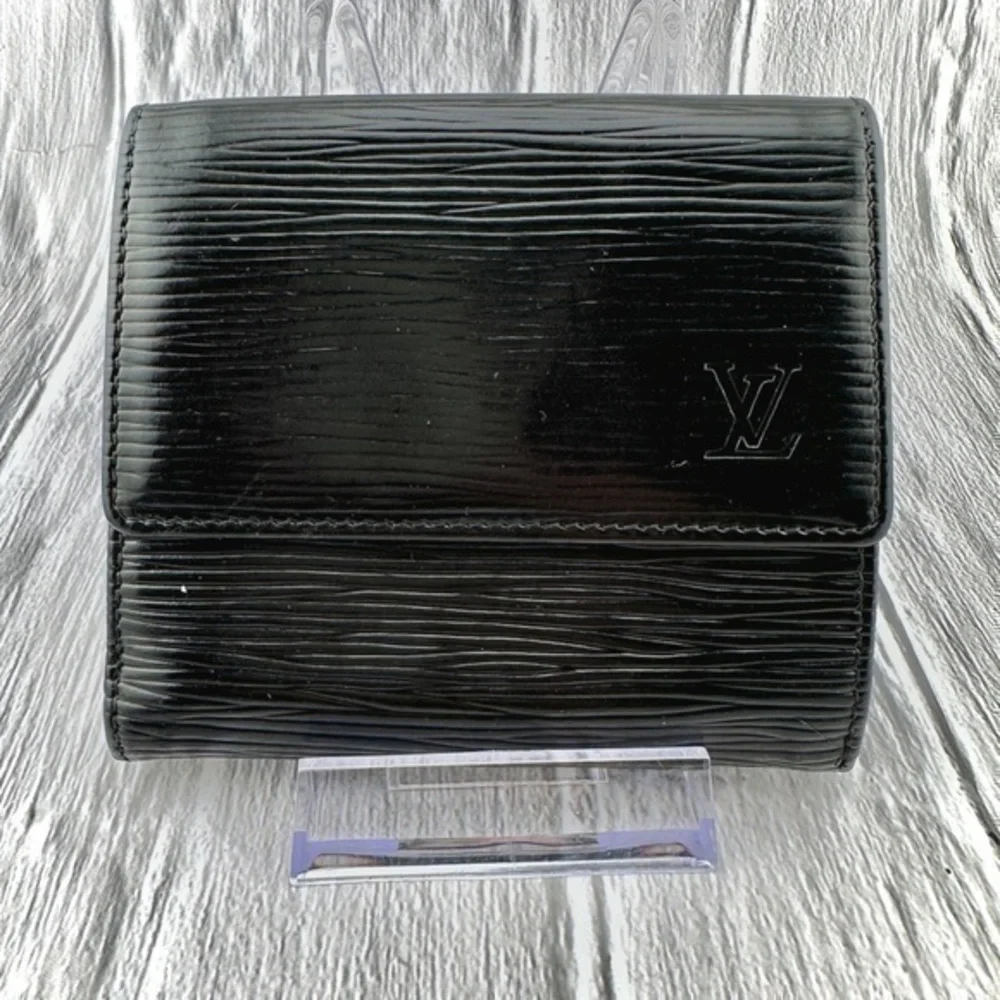 Louis Vuitton authentic louis