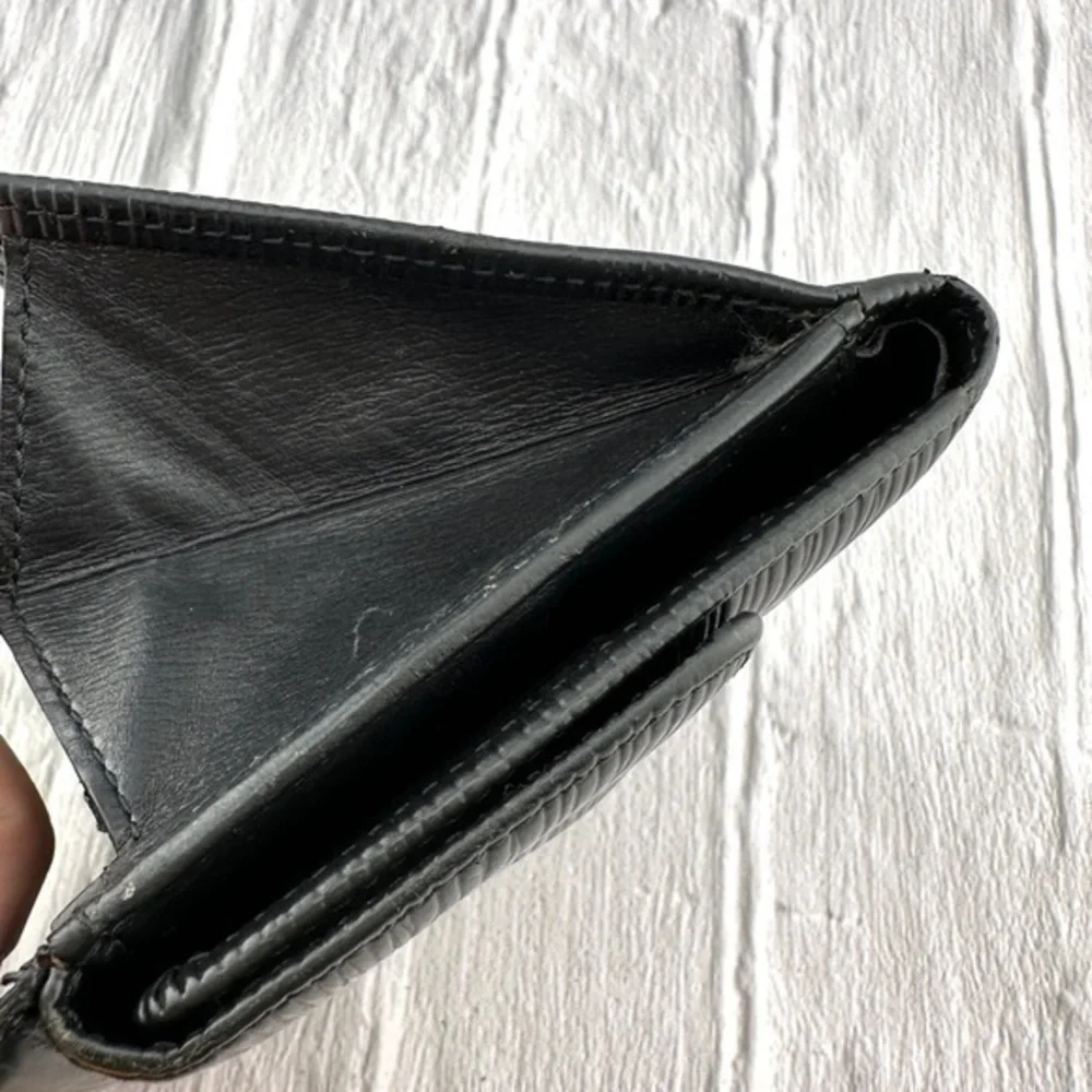 Louis Vuitton authentic louis