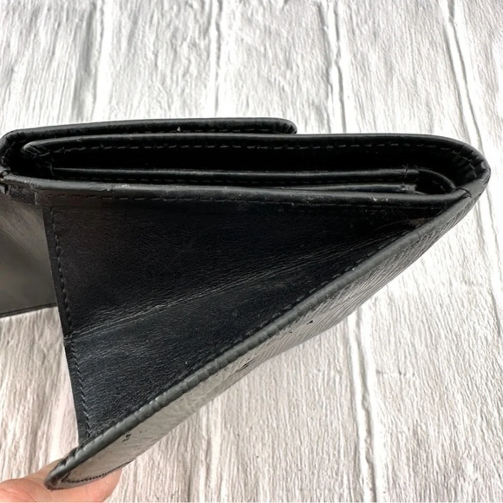 Louis Vuitton authentic louis