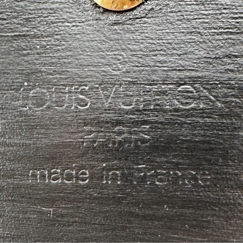Louis Vuitton authentic louis
