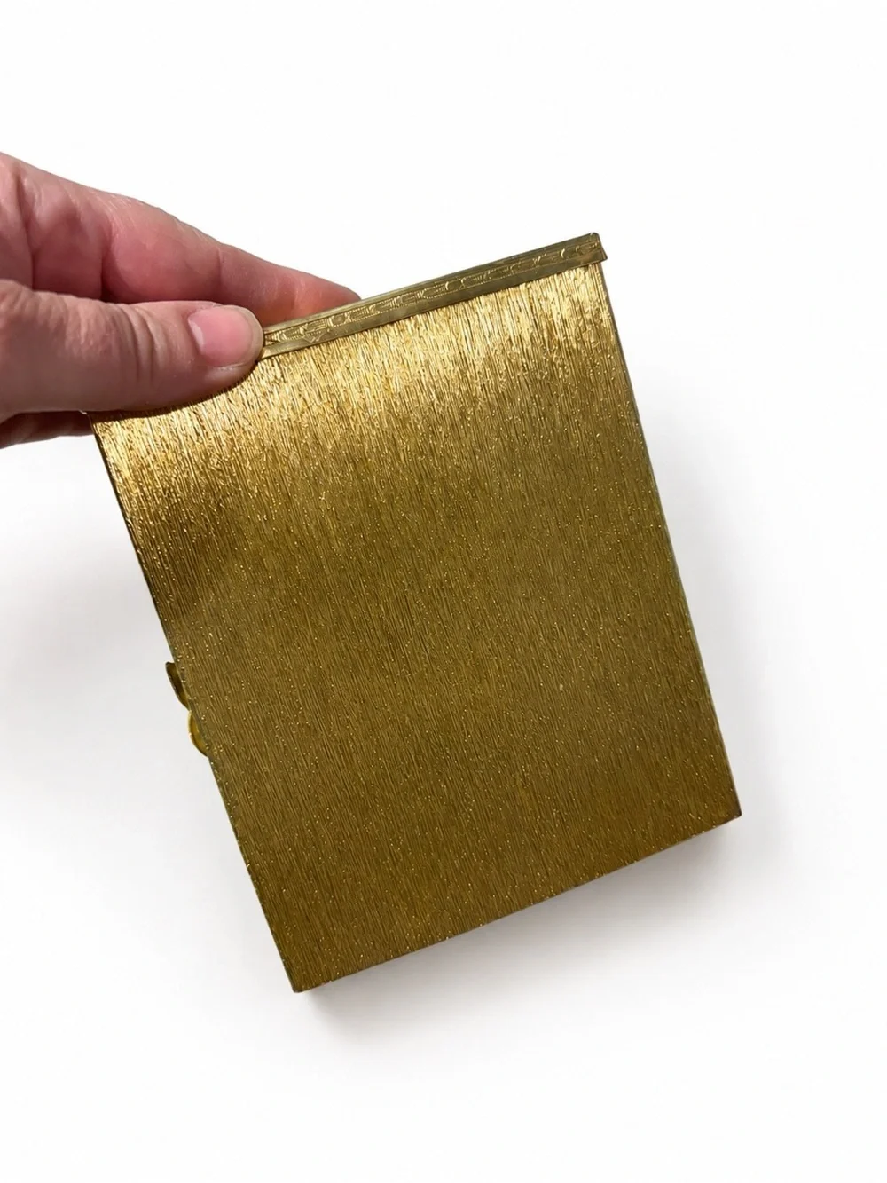 N/A elegant gold
