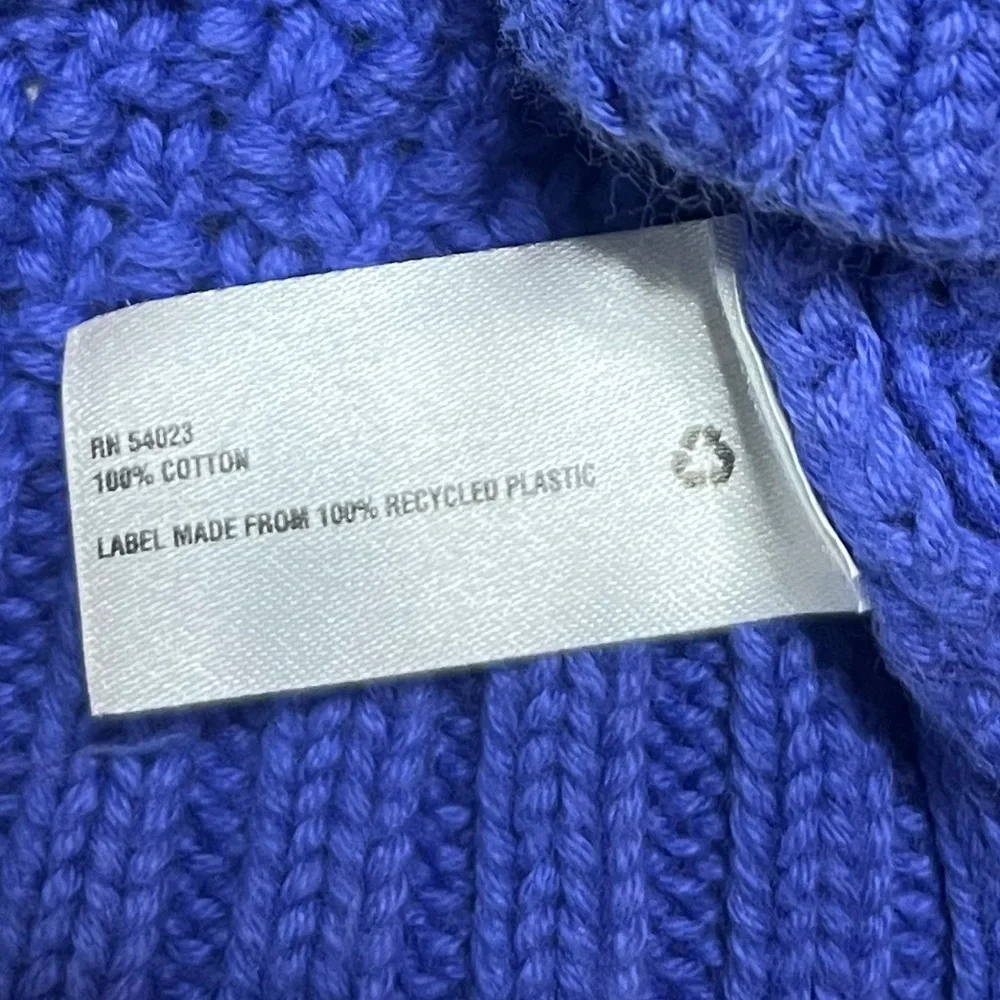 GAP baby blue