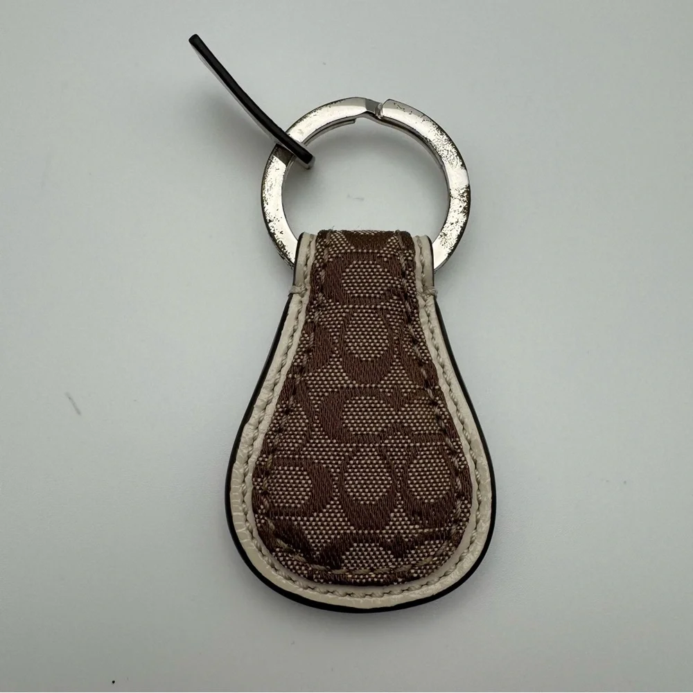 Coach vintage signature