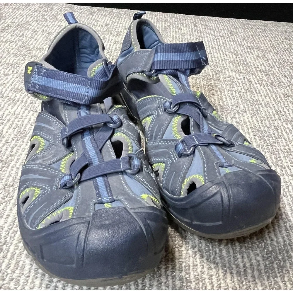 Merrell brand style