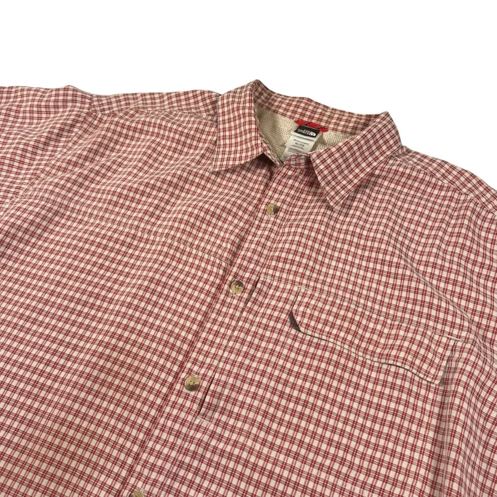 The North Face Men's XL Red White Plaid Checkered Short‎ Sleeve Button Shirt