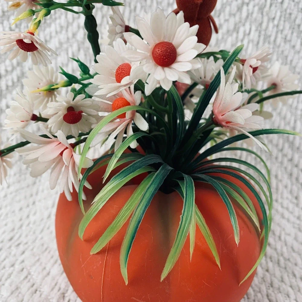 Home Decorative Products Inc. vintage floral