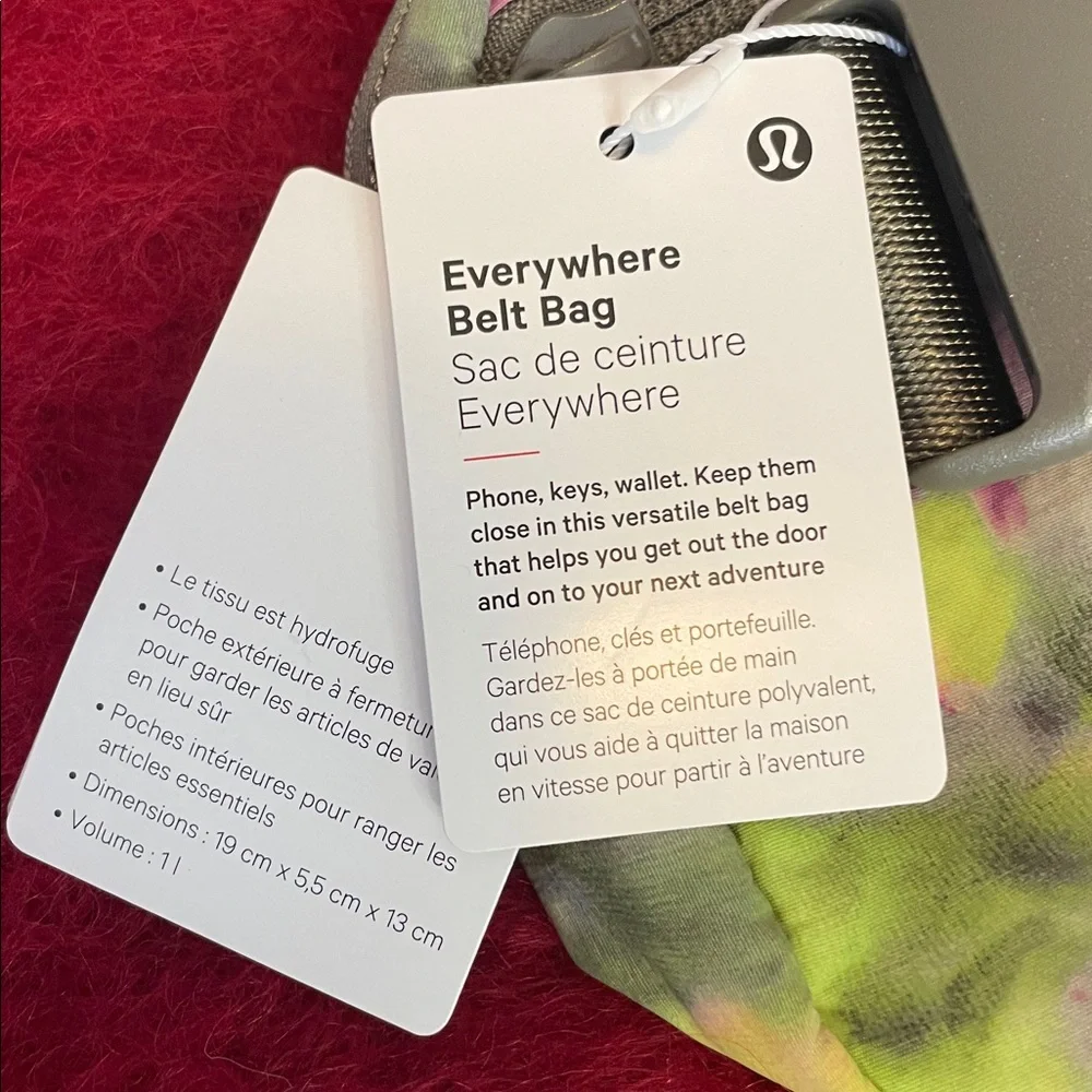 lululemon athletica repellent 106cm