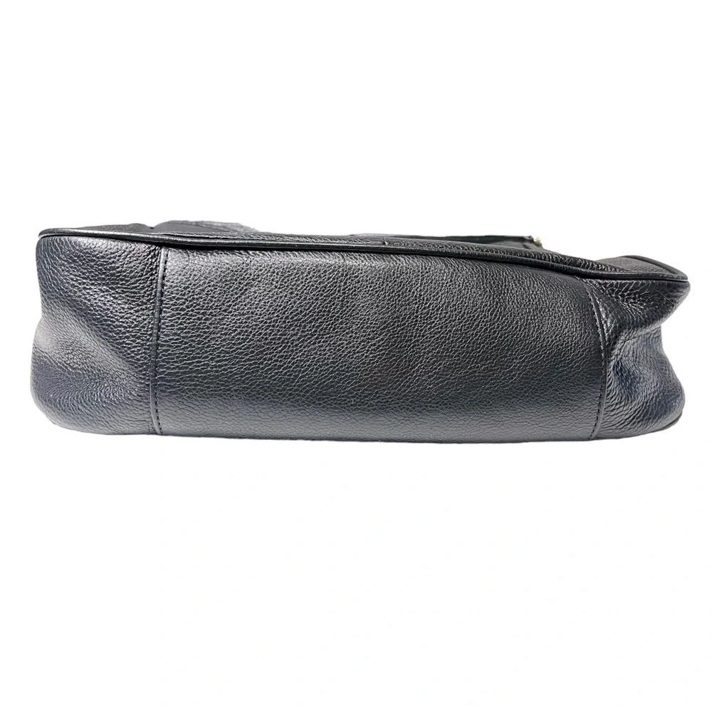 Tory Burch pebbled refined shape