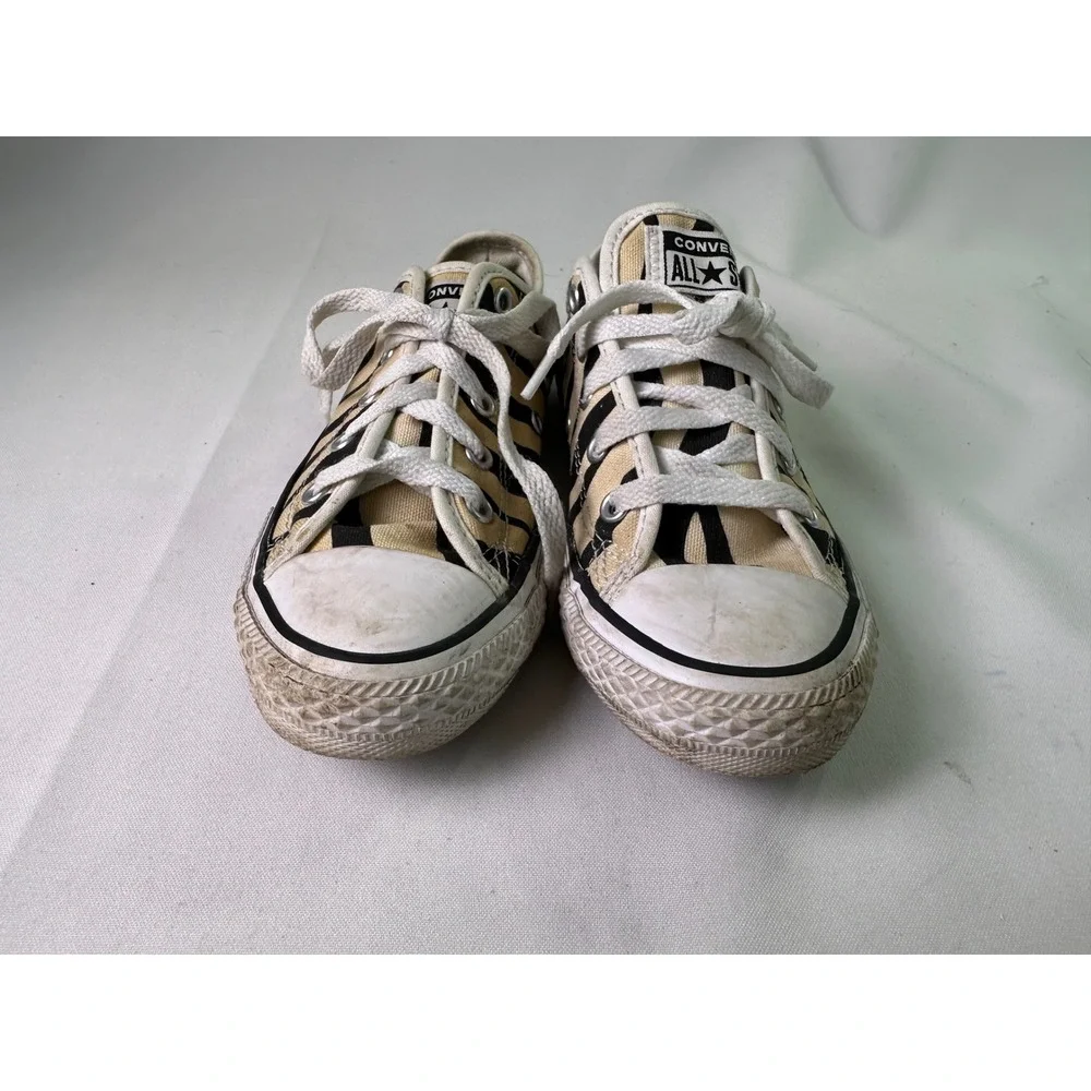 Converse unleash playful