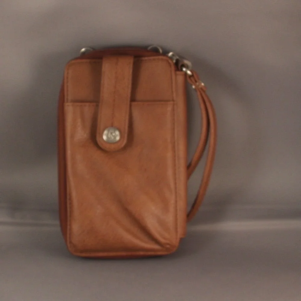 Relic crossbody cell