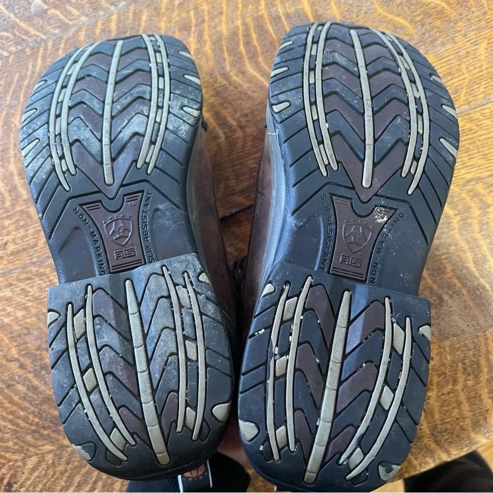 Ariat men dark